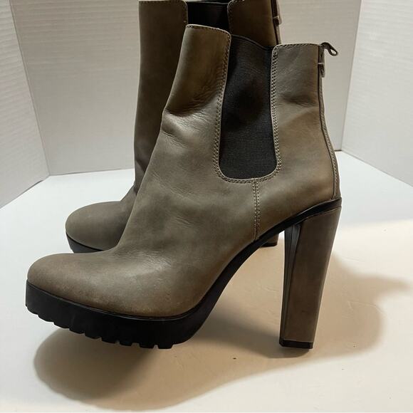 Rosegold Grey heeled boots size 9 - Picture 7 of 11